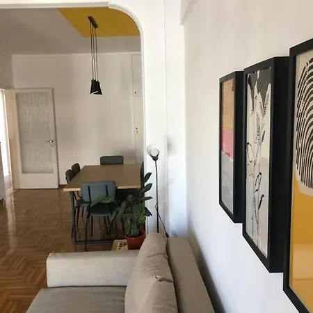 2 Mon-keys Apartment Thessaloniki