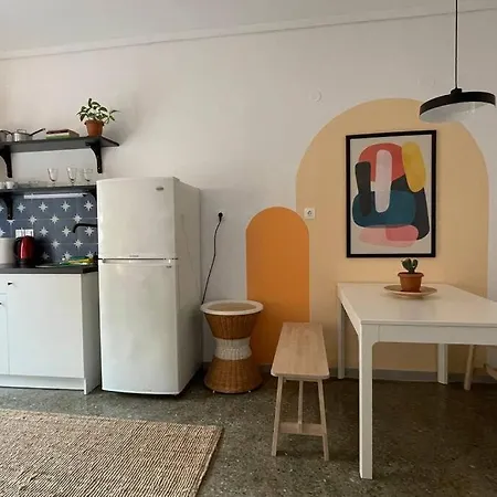 2 Mon-keys Apartment