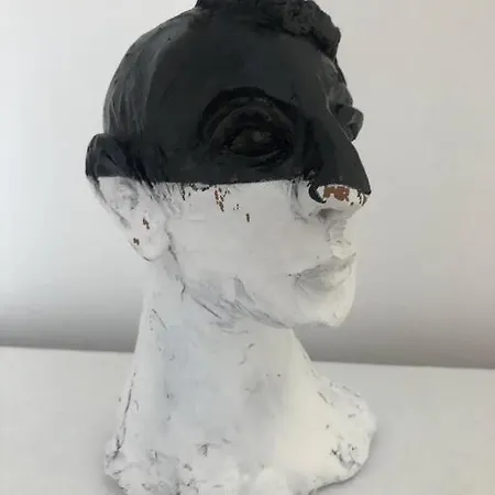 2 Mon-keys Szaloniki