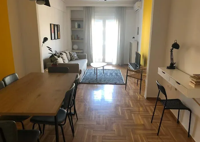2 Mon-keys Apartment Thessaloniki