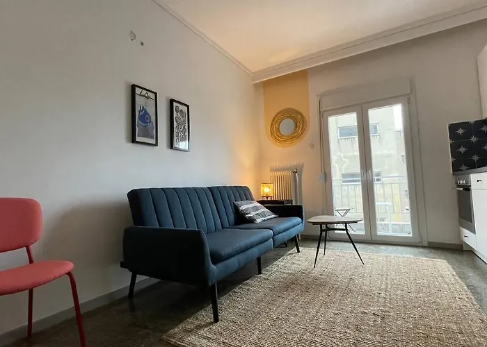 2 Mon-keys Apartment